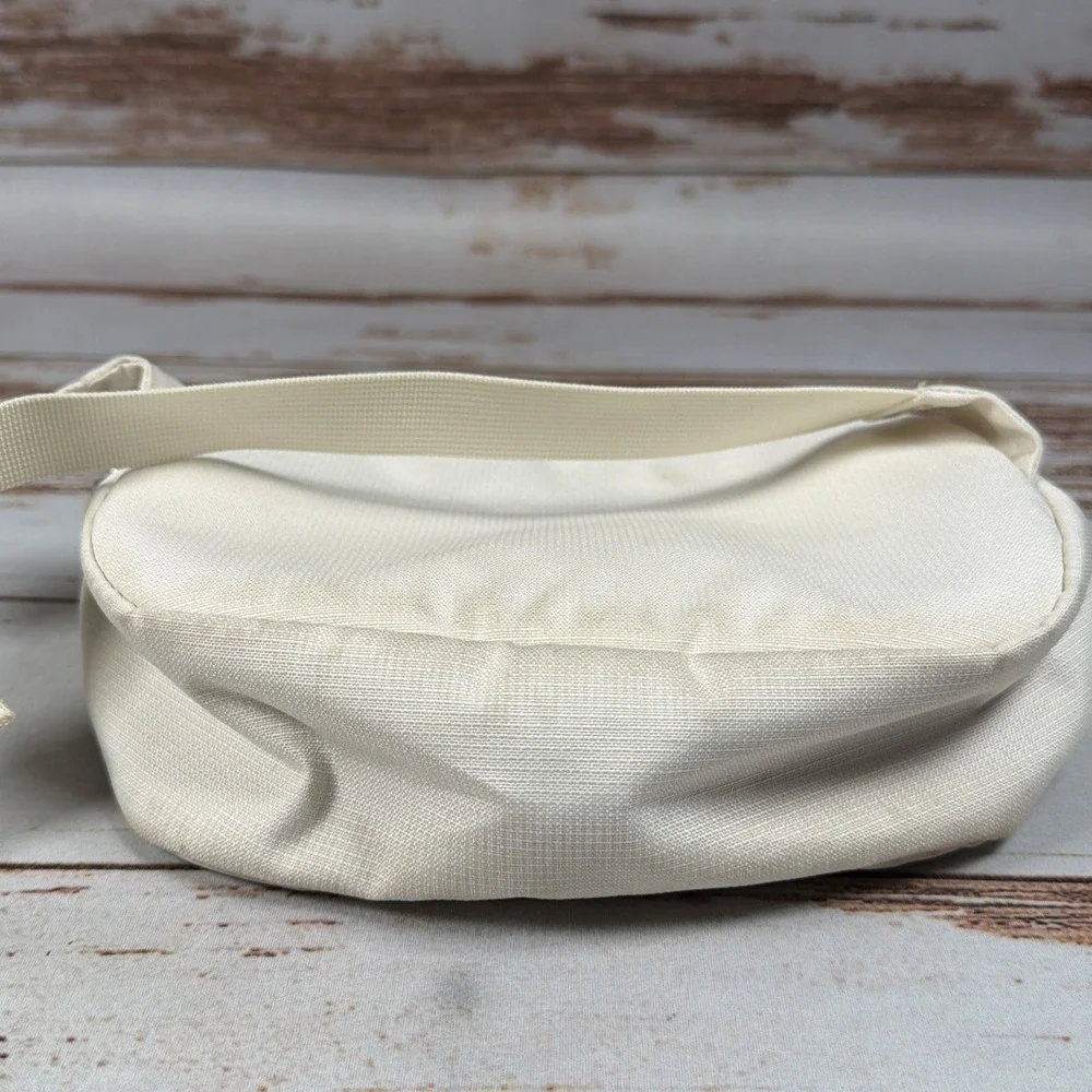 The North Face Womens Isabella Hip Pack Gardenia White Crossbody Waist Bag